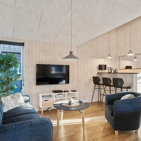 5 Star In Romo Holiday home