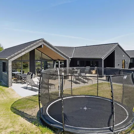 Holiday home 5 Star In Romo *